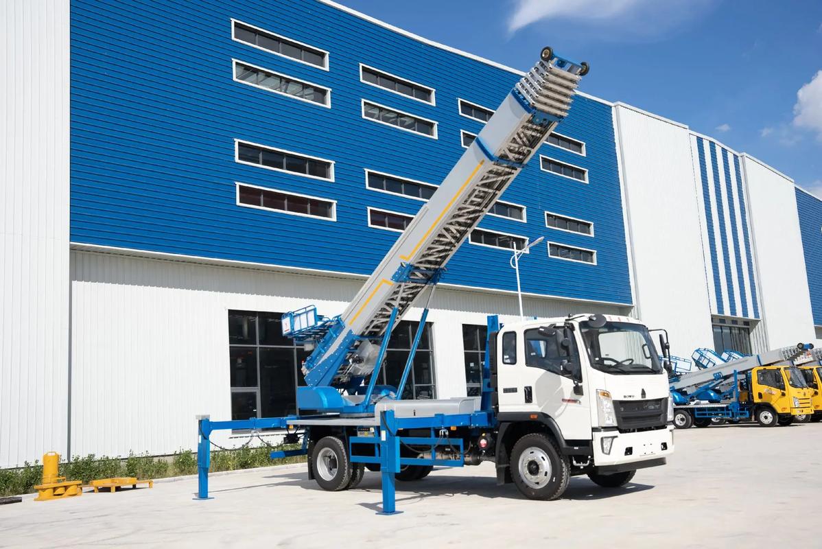 汝州小型云梯车上料车租赁多少钱