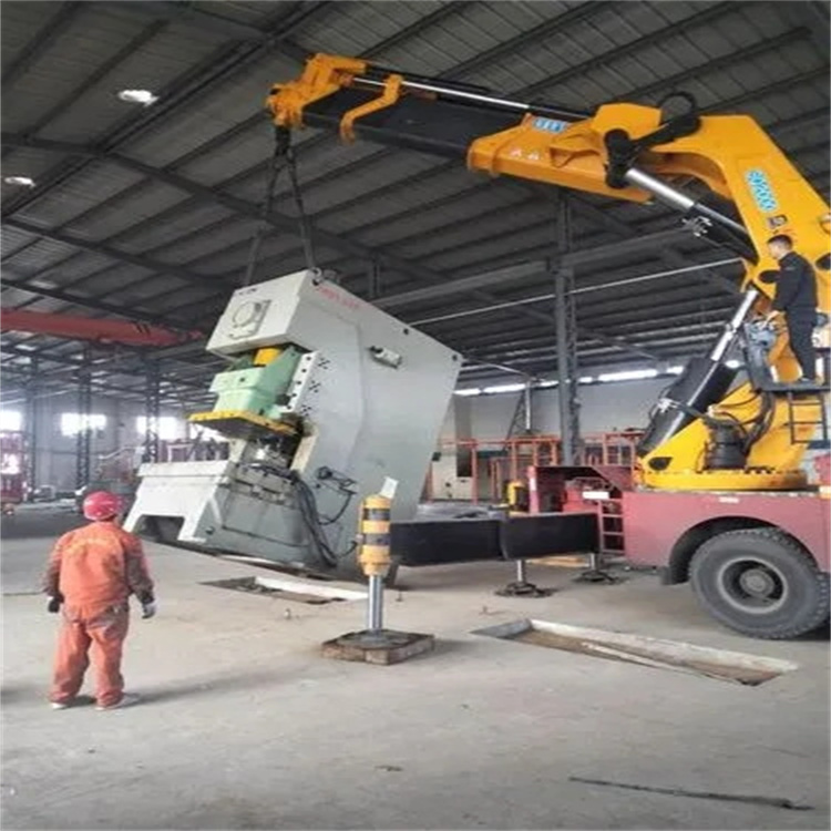 汝州80吨折臂吊车出租附近电话