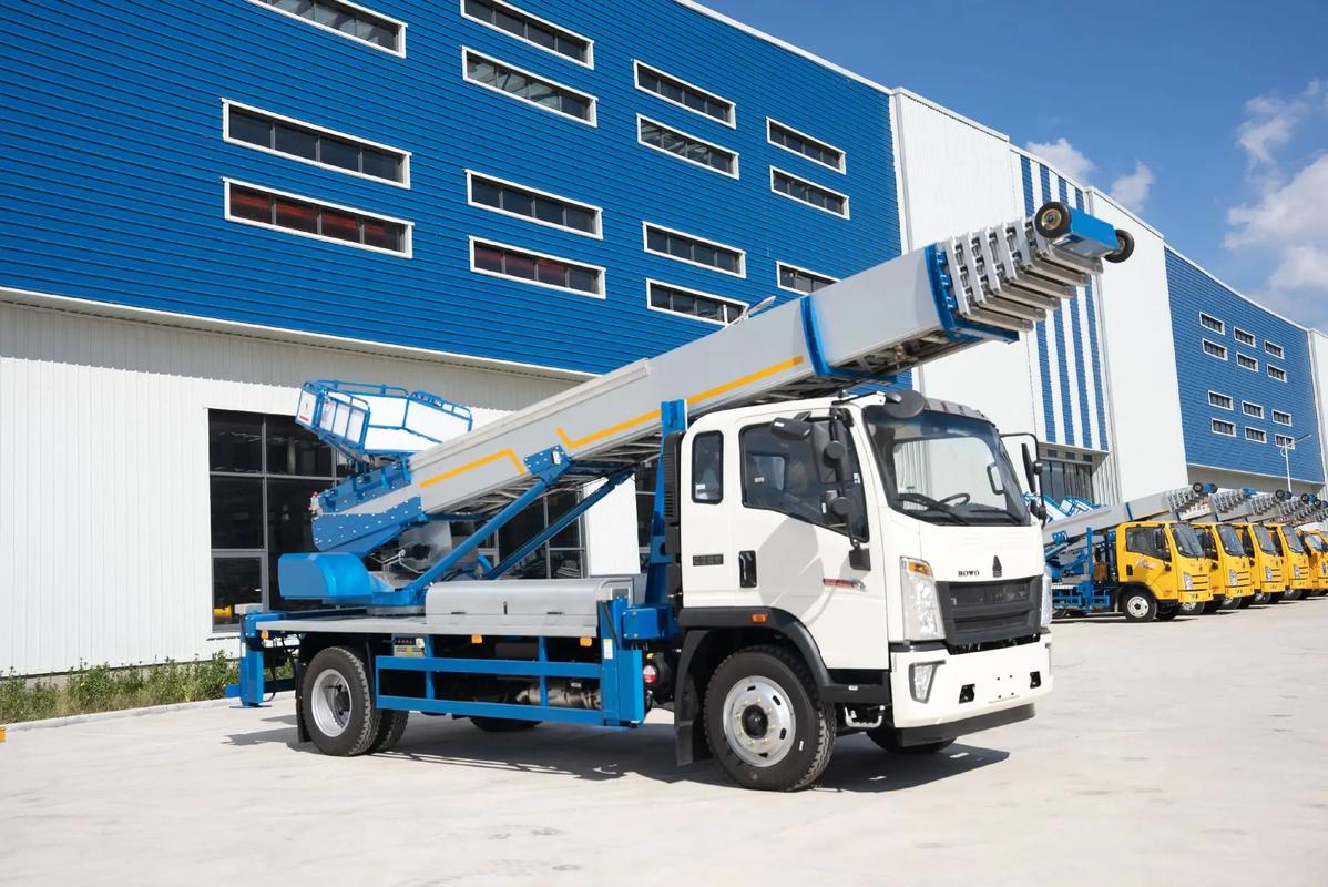 汝州出租云梯车高空作业车 建筑垃圾搬运